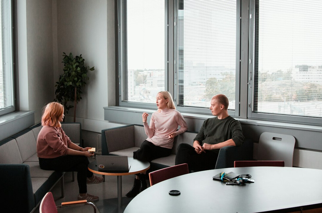 team discussion meeting